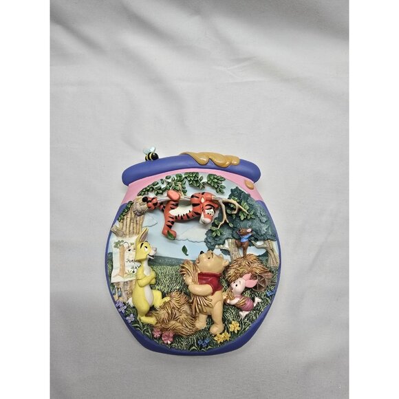 5 Bradford 3D Winnie the Pooh Plates-Pooh's Hunnypot Adventure Disney- READ INFO - Picture 9 of 16